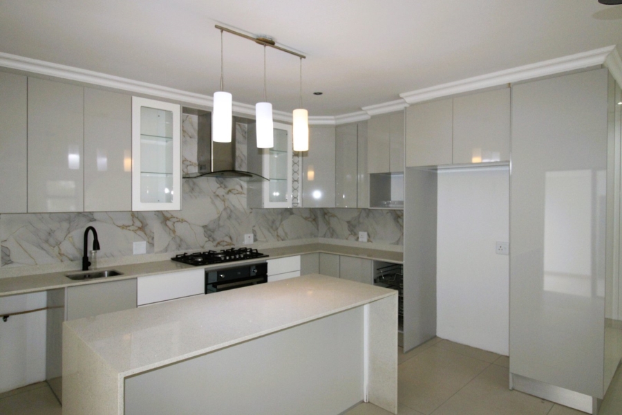 5 Bedroom Property for Sale in Gonubie North Eastern Cape